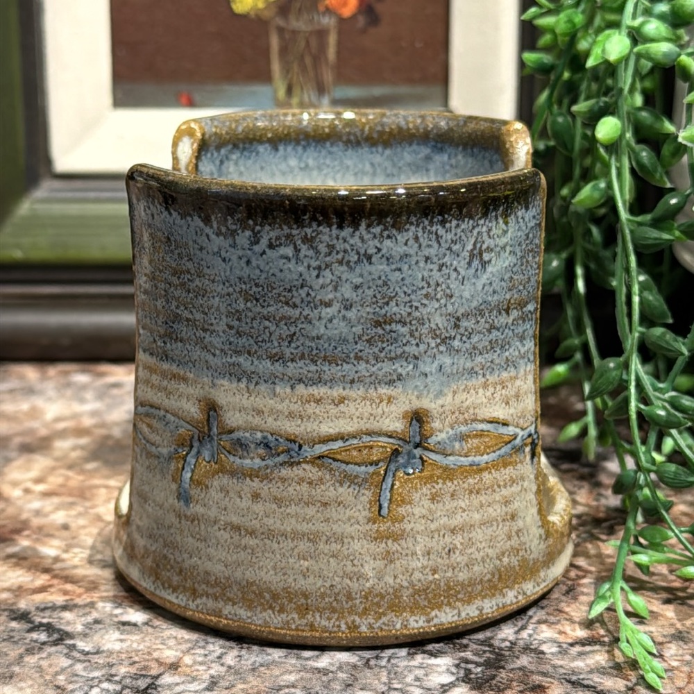 Pottery sponge holder - Picture 2 of 6